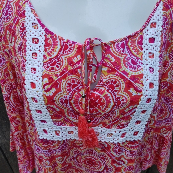 Papagallo Peplum Multi Color Top - Picture 6 of 15